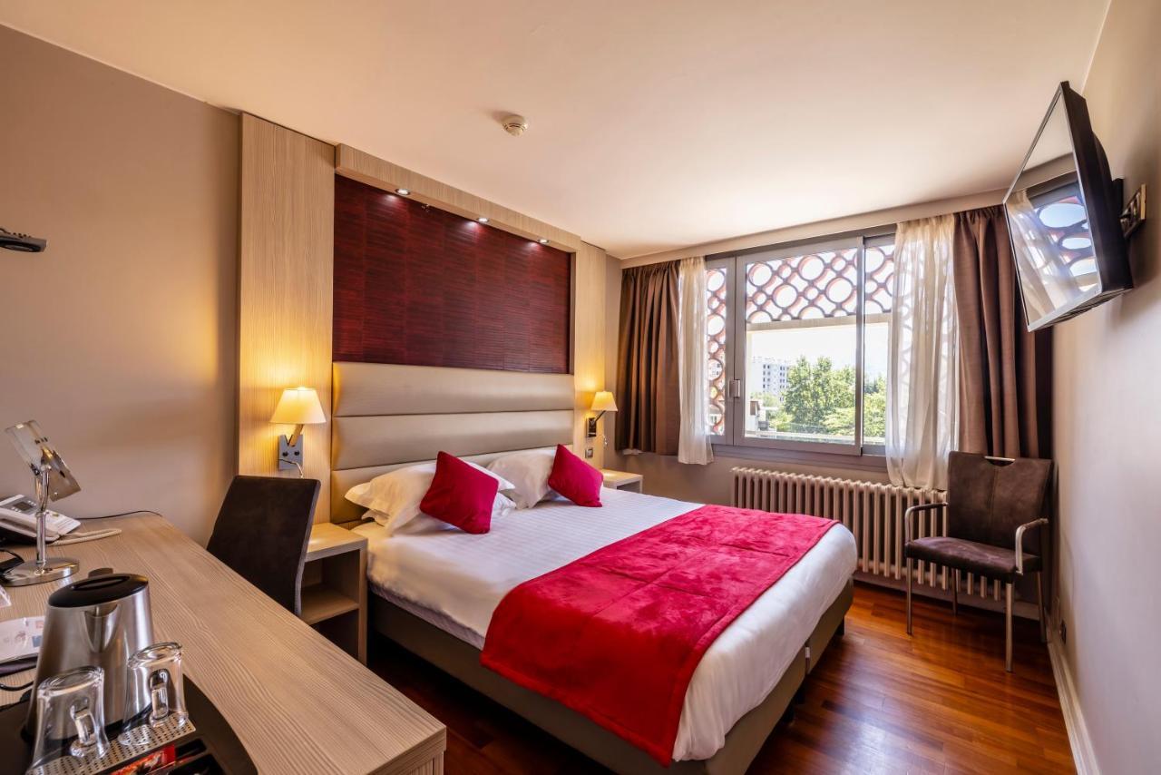 Hotel Les Trois Roses, Meylan Grenoble The Originals Boutique Екстериор снимка